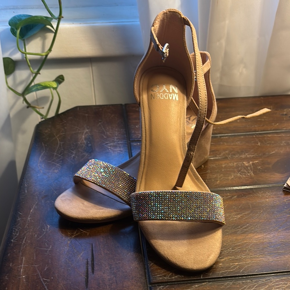Elegant Tan and Silver Heels with Cushioned Comfort